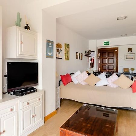 Casa De Las Flores - Apartamento Con Jardin Privado Frente A La Playa De Comillas Exterior photo